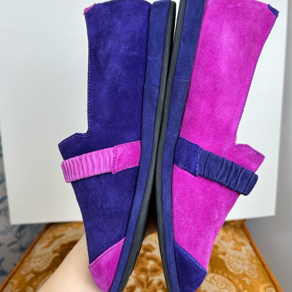 Camper Two-Tone Purple and Magenta Suede Loafers - Picture 10 of 10